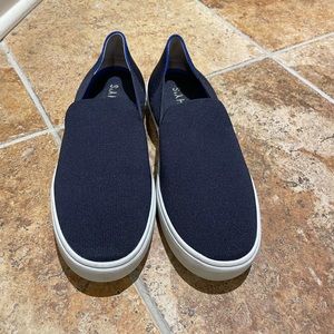 Rothys Navy Sneaker Size 8.5